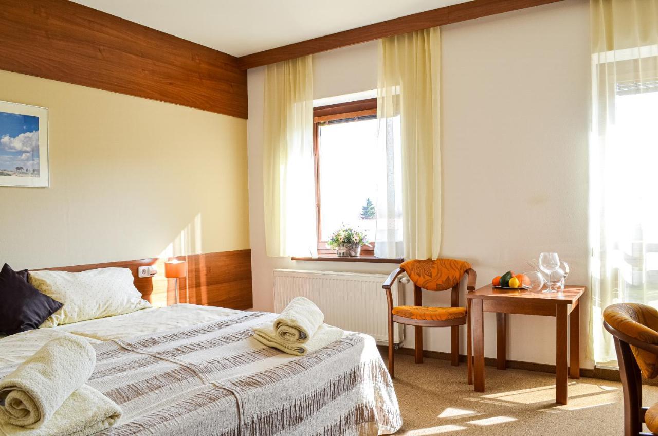 Wellness Villa Liptov Липтовска-Сиельница Экстерьер фото